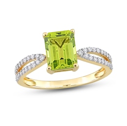 Peridot and Diamond Ring 1/5 ct tw Round-Cut 14K Yellow Gold