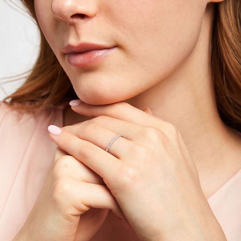 Main Image 2 of Diamond Wedding Band 1/6 ct tw Round-cut 10K White Gold