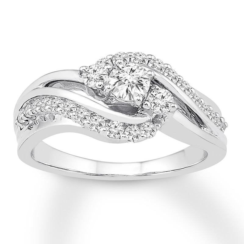 Diamond Engagement Ring 5/8 ct tw Round-cut 14K White Gold