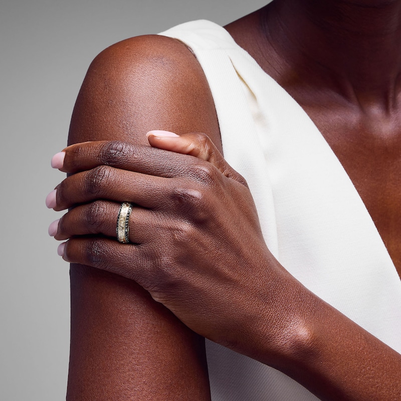 Main Image 4 of Neil Lane Men's Black Diamond Wedding Band 1/2 ct tw 14K Yellow Gold