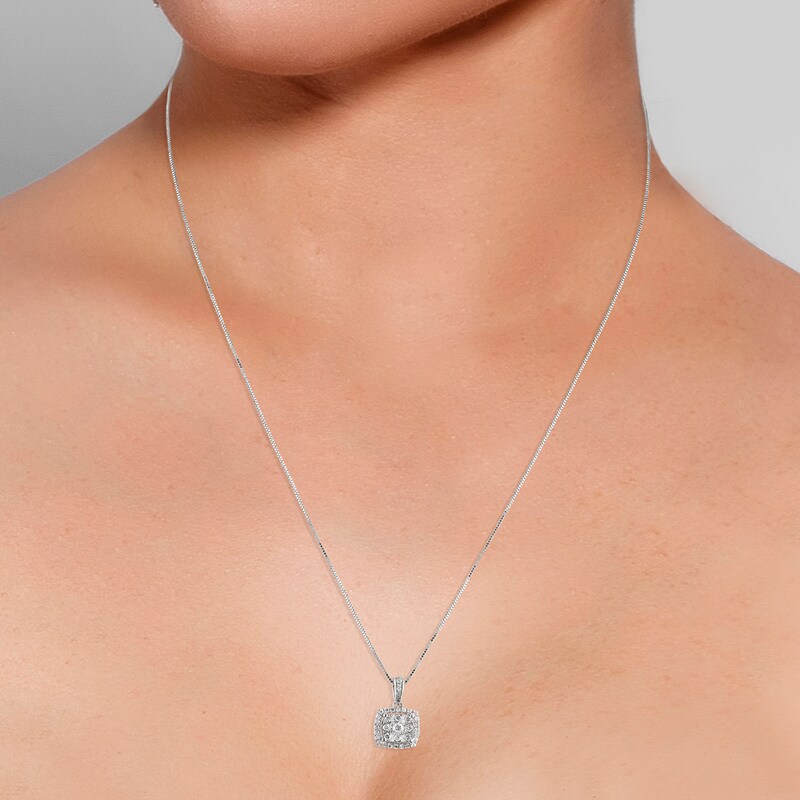 Main Image 3 of Diamond Necklace 1/4 ct tw 10K White Gold 18"