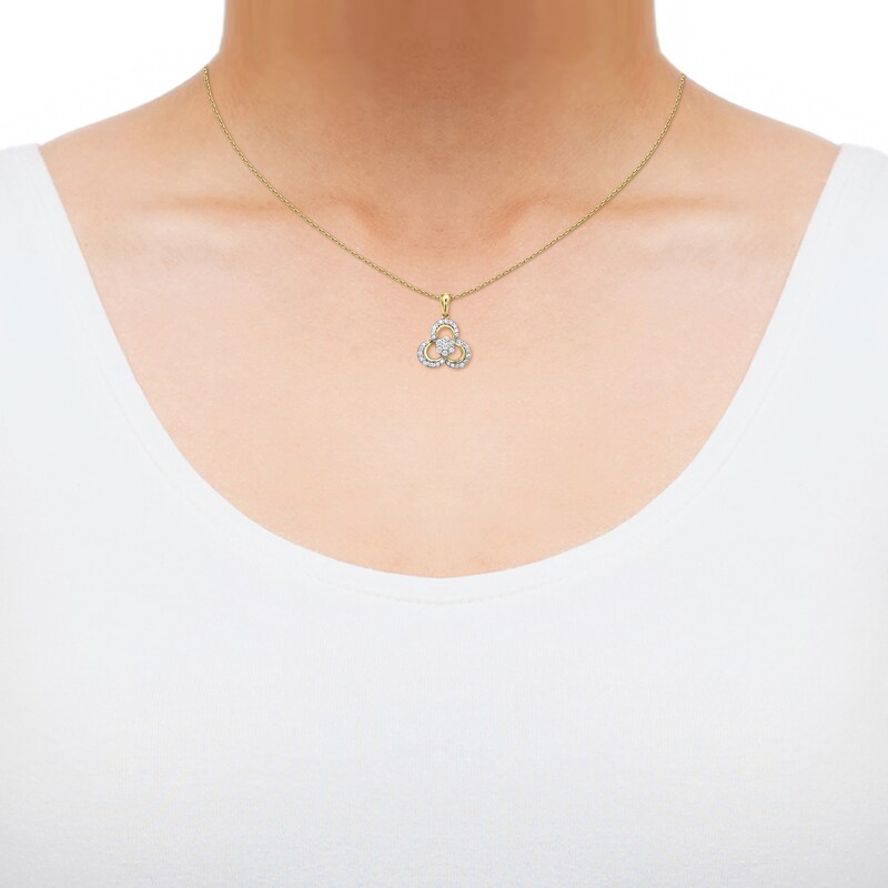 Main Image 2 of Diamond Trefoil Necklace 1/4 ct tw 10K Yellow Gold