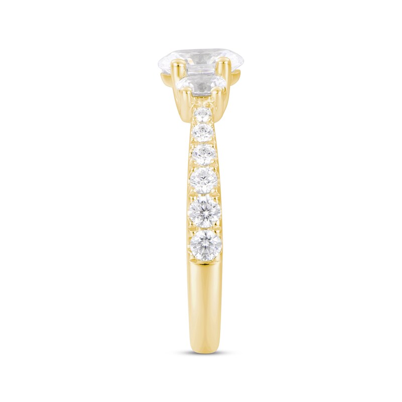Oval-Cut Diamond Three-Stone Engagement Ring 1-1/2 ct tw 14K Yellow Gold