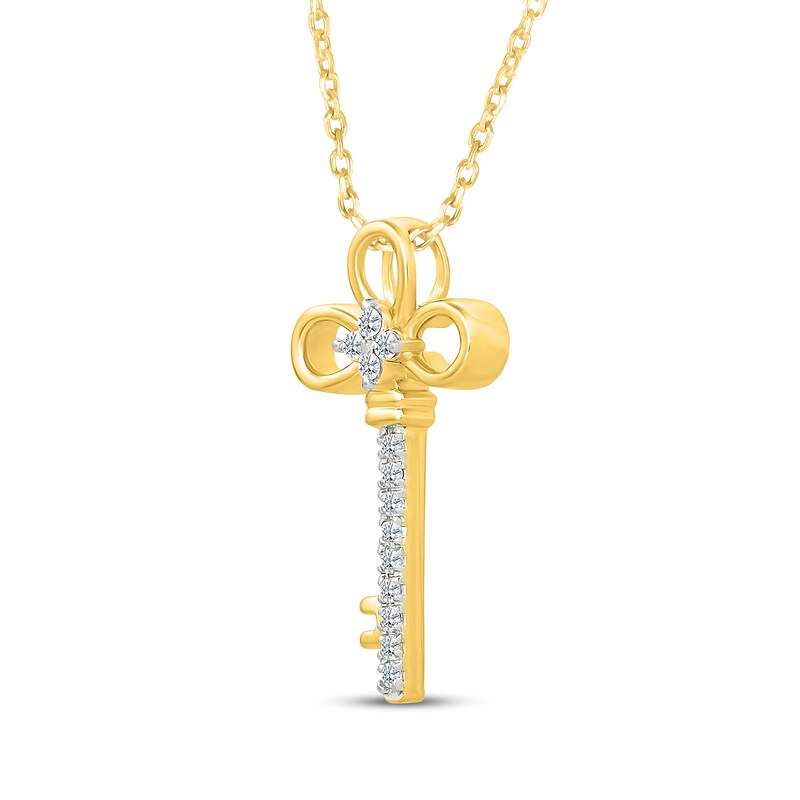Main Image 2 of Diamond Clover-Top Key Necklace 1/15 ct tw 10K Yellow Gold 18"