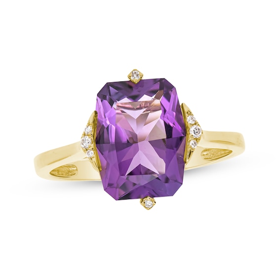 Cushion-Cut Amethyst & Diamond Ring 1/20 ct tw 10K Yellow Gold