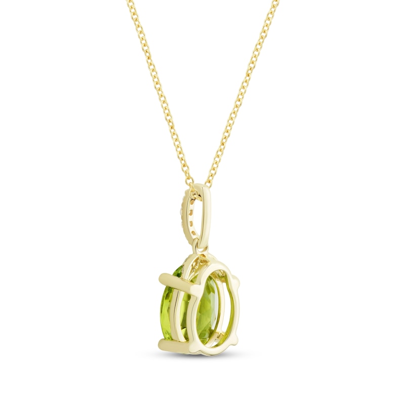 Oval-Cut Peridot & Round-Cut Diamond Necklace 1/20 ct tw 10K Yellow Gold 18”