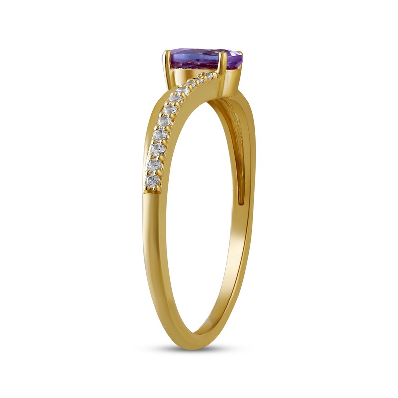 Main Image 2 of Oval-Cut Lab-Created Alexandrite & White Lab-Created Sapphire Ring 10K Yellow Gold