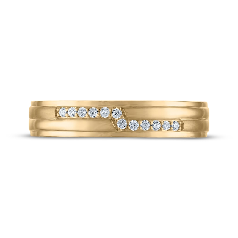 Main Image 3 of Adore Men's Diamond Wedding Band 1/10 ct tw 10K Yellow Gold
