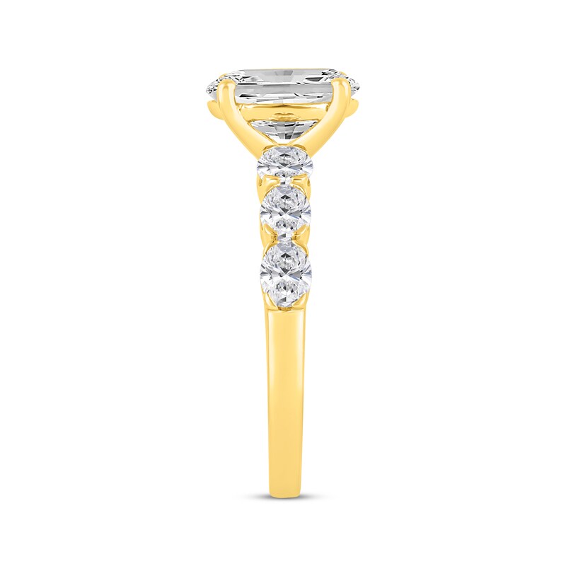 Main Image 2 of Adore Lab-Grown Diamonds Oval-Cut Engagement Ring 2-1/2 ct tw 14K Yellow Gold