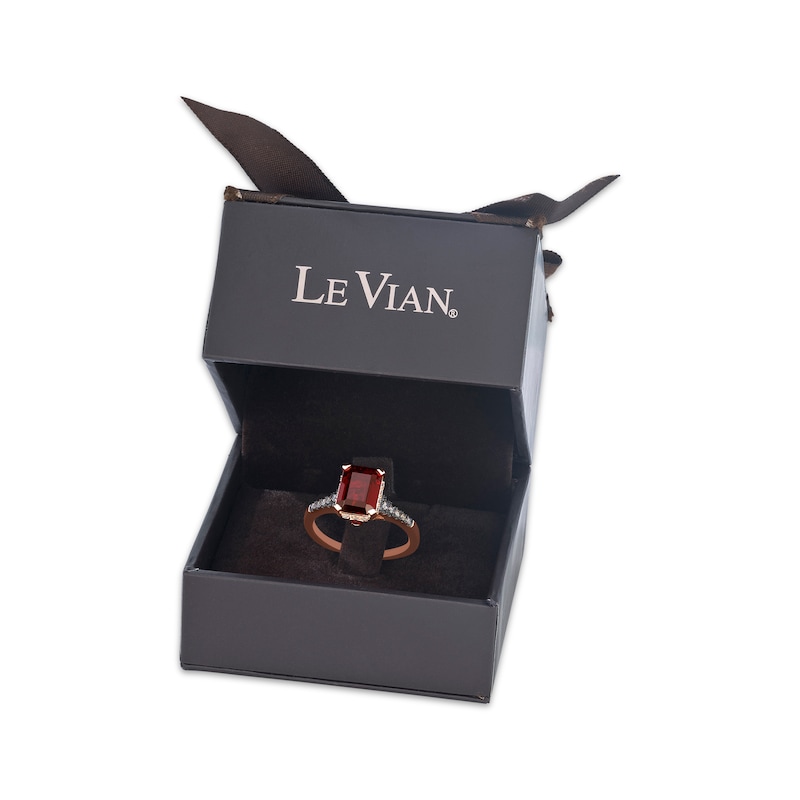 Main Image 5 of Le Vian Garnet Ring 1/4 ct tw Diamonds 14K Strawberry Gold
