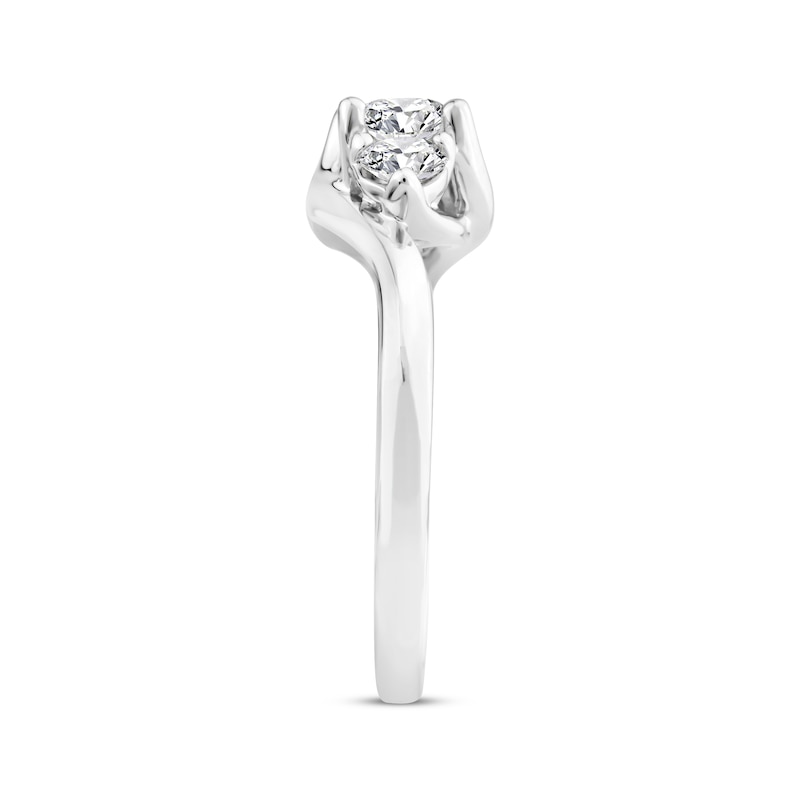 Main Image 2 of Memories Moments Magic Round-Cut Diamond Three-Stone Bypass Engagement Ring 3/4 ct tw 14K White Gold