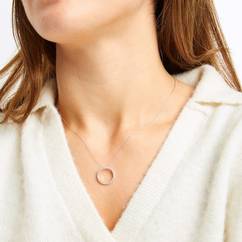 Main Image 4 of Diamond Circle Necklace 1/4 ct tw 10K White Gold 18"