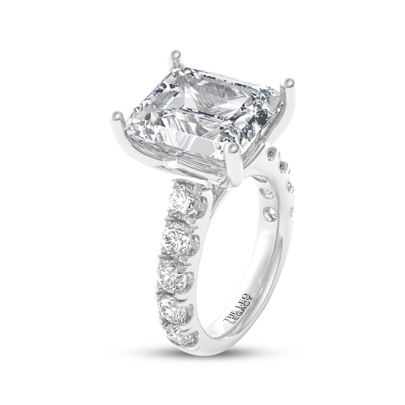 Main Image 2 of THE LEO Legacy Lab-Grown Diamond Emerald-Cut Lab-Grown Diamond Engagement Ring 10-3/4 ct tw 14K White Gold