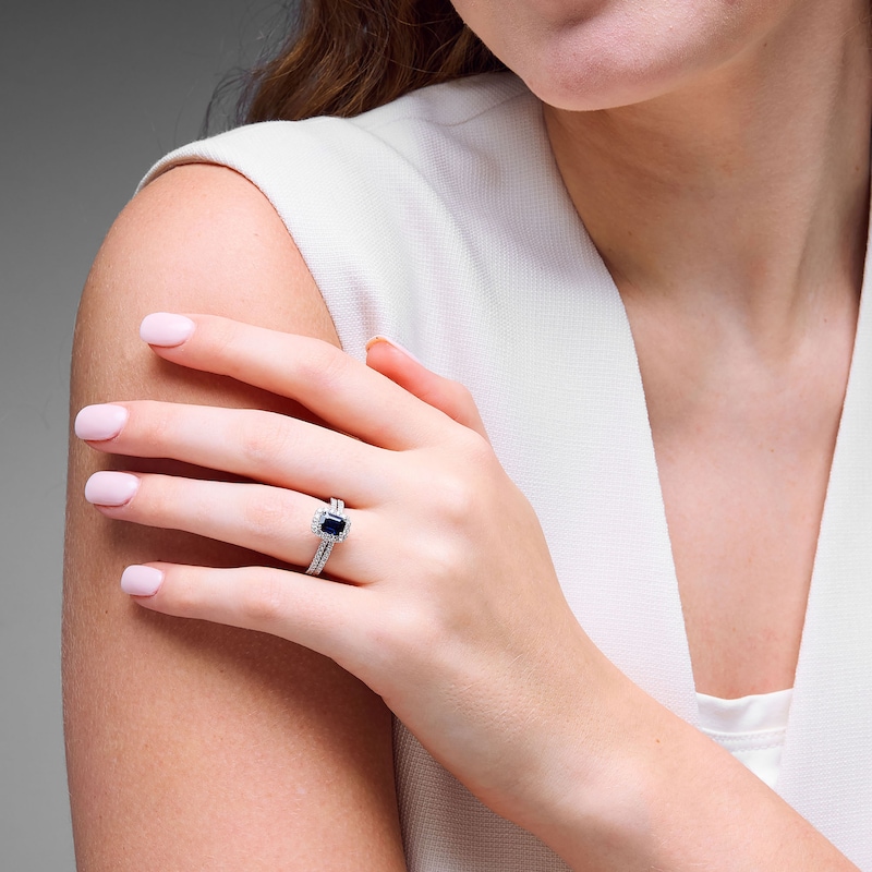 Main Image 4 of Neil Lane Emerald-Cut Natural Blue Sapphire & Diamond Bridal Set 5/8 ct tw 14K White Gold