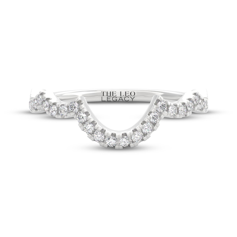 Main Image 3 of THE LEO Legacy Lab-Grown Diamond Scalloped Wedding Band 1/4 ct tw 14K White Gold