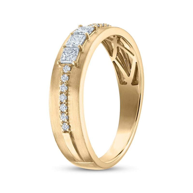 Main Image 2 of Men's Square-Cut Diamond Three-Stone Wedding Band 1/2 ct tw 10K Yellow Gold
