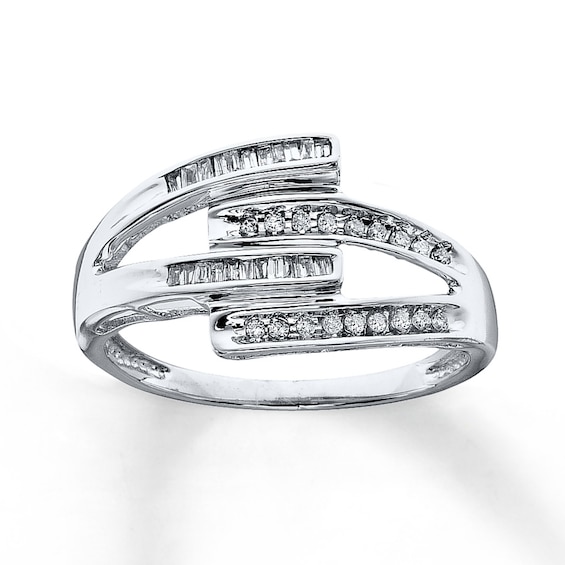 Previously Owned Ring 1/5 ct tw Diamonds 10K White Gold