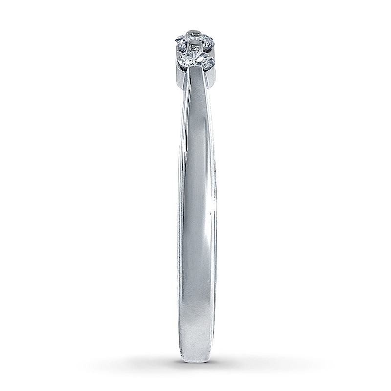 Main Image 3 of Previously Owned Diamond Anniversary Band 1/4 ct tw Round-cut 14K White Gold