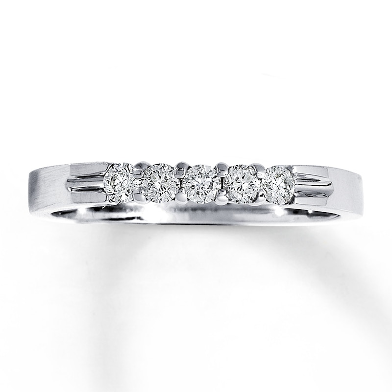 Main Image 1 of Previously Owned Diamond Band 1/4 ct tw 14K White Gold