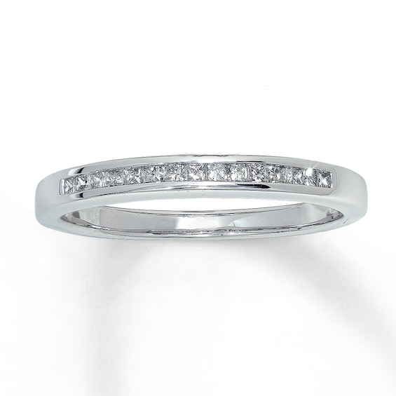 Previously Owned Band 1/5 ct tw Diamonds 14K White Gold