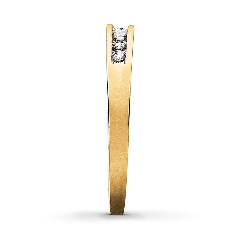 Main Image 3 of Previously Owned Wedding Band 1/6 ct tw Round-cut Diamonds 14K Yellow Gold