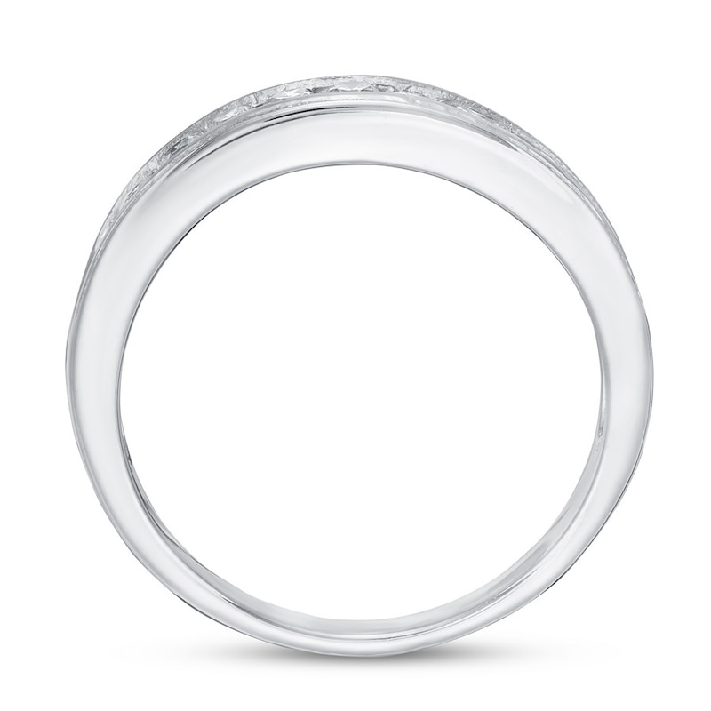 Previously Owned Diamond Wedding Band 1/4 ct tw Round-cut 14K White Gold