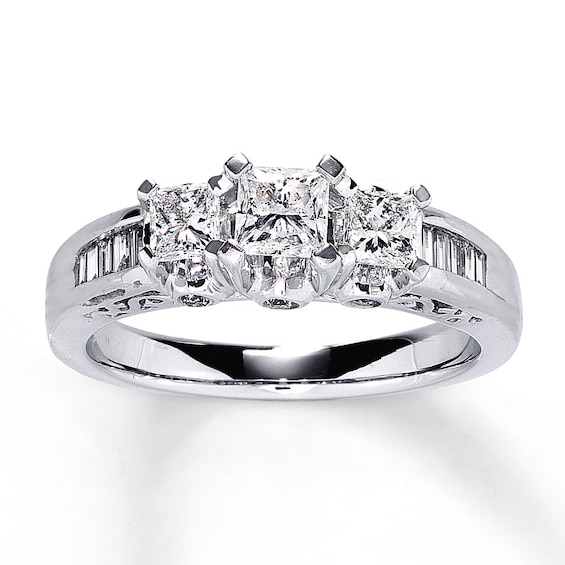 Previously Owned Diamond Ring 1 ct tw 14K White Gold