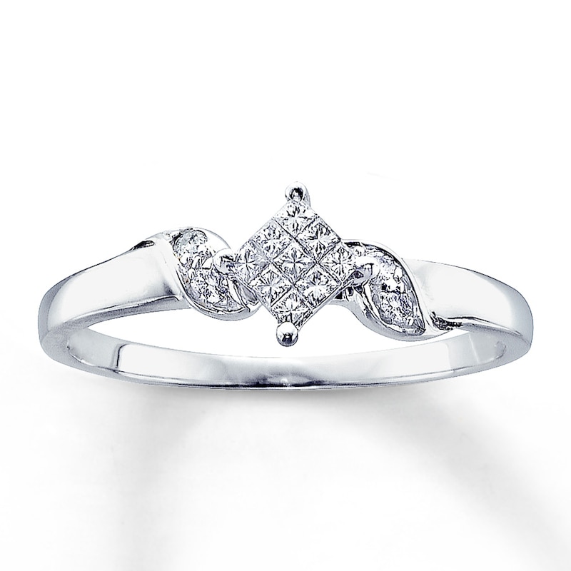 Main Image 1 of Previously Owned Promise Ring 1/6 ct tw Diamonds 14K White Gold