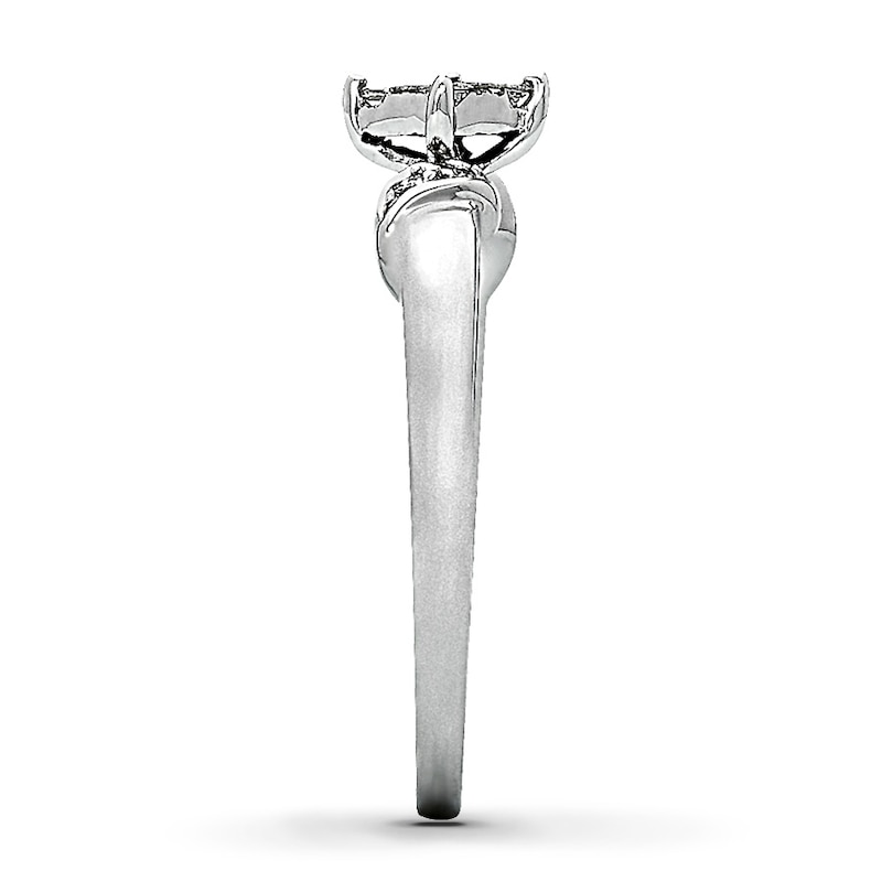 Main Image 3 of Previously Owned Promise Ring 1/6 ct tw Diamonds 14K White Gold