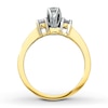 Previously Owned Ring 1/2 ct tw Diamonds 14K Yellow Gold