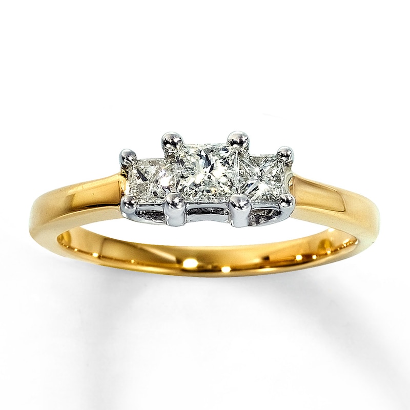 Main Image 1 of Previously Owned Ring 1/2 ct tw Diamonds 14K Yellow Gold
