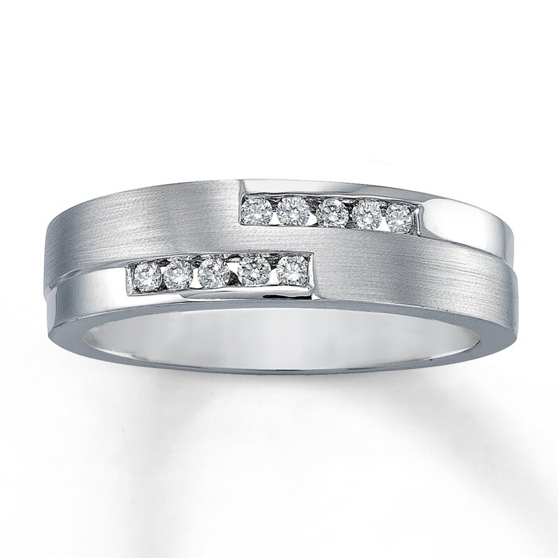 Main Image 1 of Previously Owned Men's Round-Cut Diamond Band 1/5 ct tw 14K White Gold