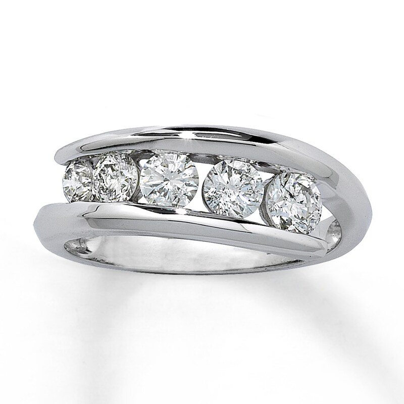 Main Image 1 of Previously Owned Diamond Ring 1 ct tw Round-cut 14K White Gold
