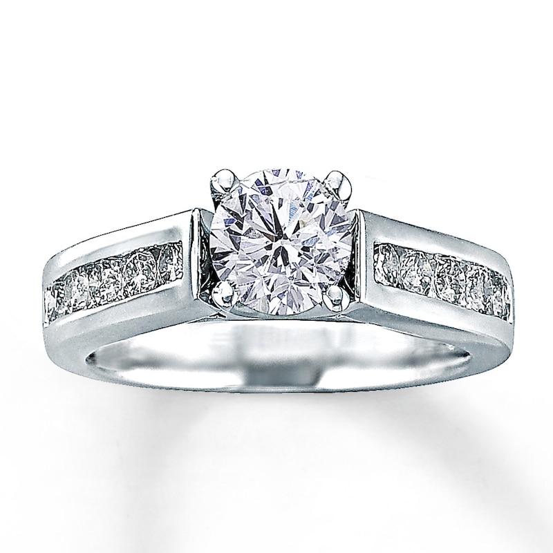 Main Image 1 of Previously Owned Diamond Engagement Ring 1-3/8 Carat tw 14K White Gold