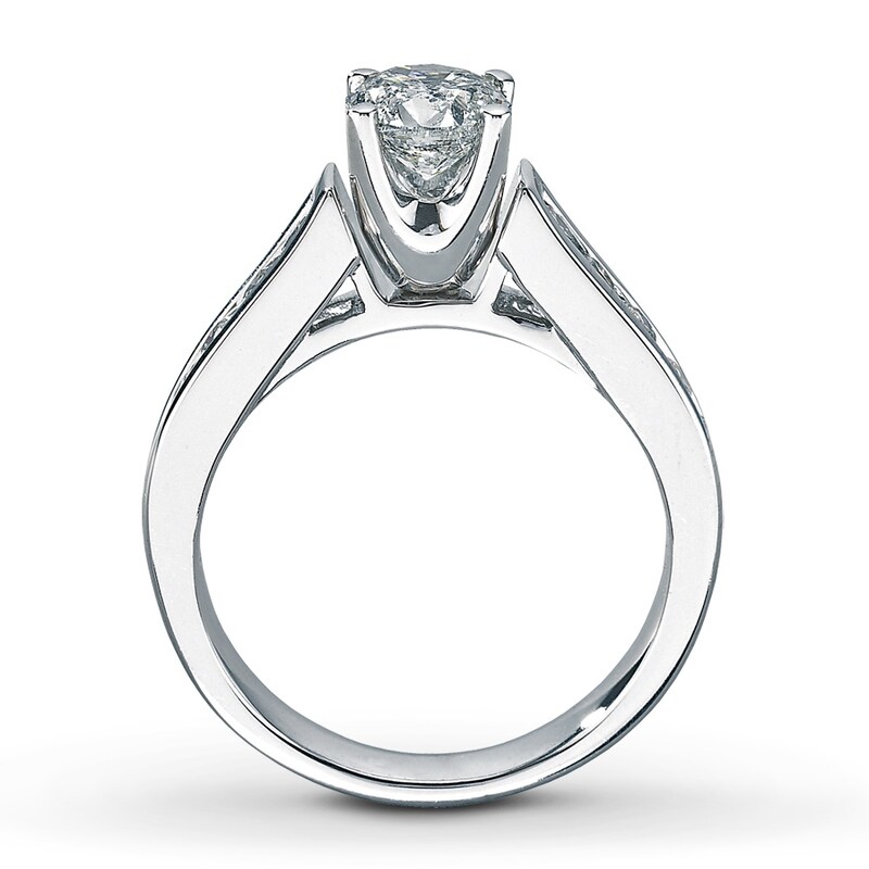 Main Image 2 of Previously Owned Diamond Engagement Ring 1-3/8 Carat tw 14K White Gold