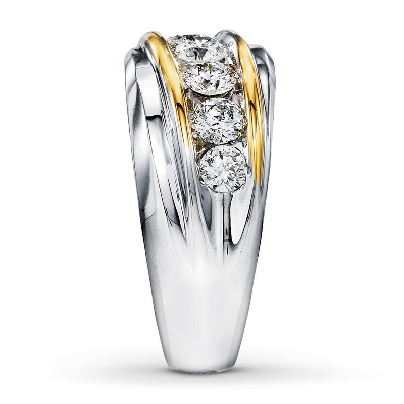 Main Image 3 of Previously Owned Diamond Men's Ring 1-1/2 ct tw 14K Two-Tone Gold