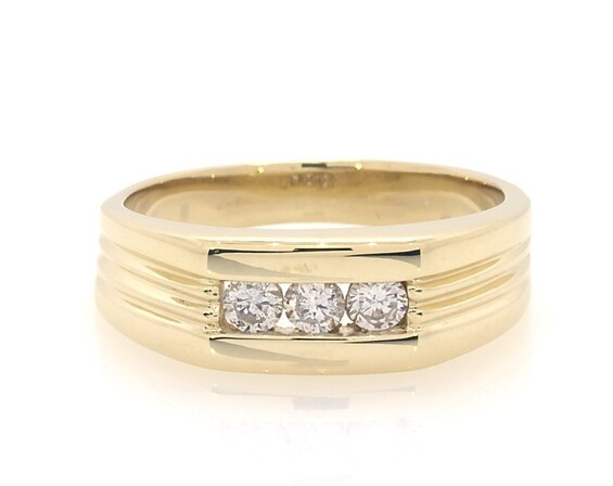 Previously Owned Men's Diamond Wedding Band 1/3 ct tw 14K Yellow Gold Size 10