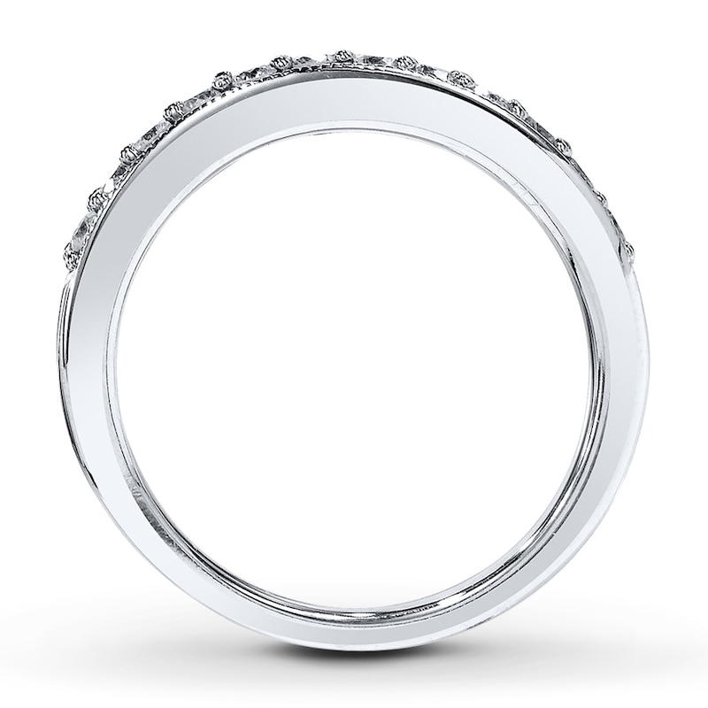 Main Image 2 of Previously Owned Diamond Wedding Band 1/4 ct tw Round-cut 14K White Gold