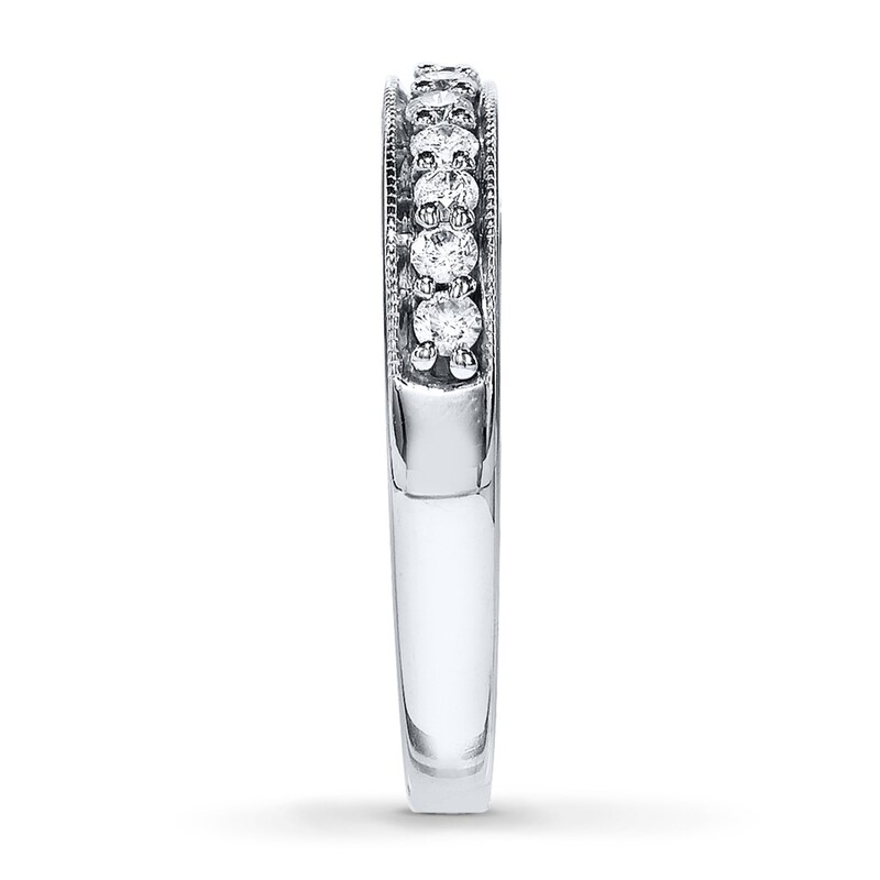 Main Image 3 of Previously Owned Diamond Wedding Band 1/4 ct tw Round-cut 14K White Gold