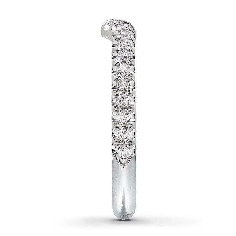 Main Image 3 of Previously Owned Diamond Wedding Band 1/3 ct tw Round-cut 14K White Gold - Size 5