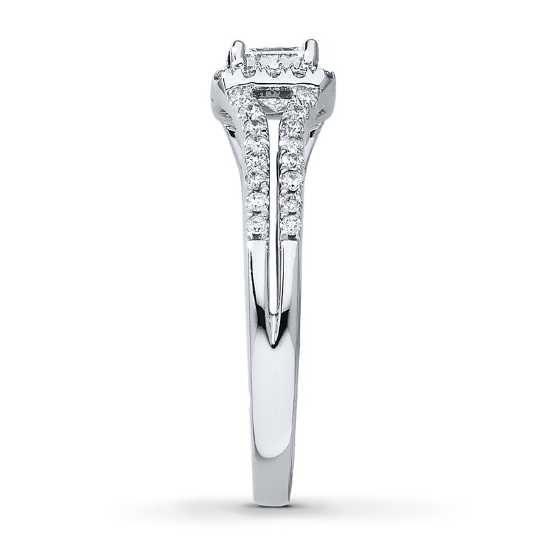 Main Image 3 of Previously Owned Diamond Engagement Ring 7/8 ct tw Princess/Round 14K White Gold