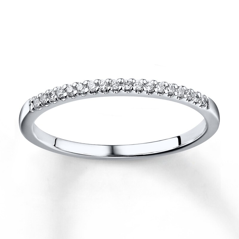 Main Image 1 of Previously Owned Band 1/10 ct tw Diamonds 10K White Gold
