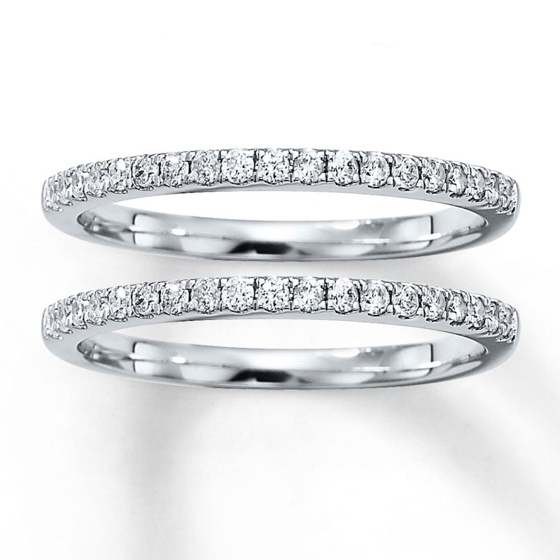 Main Image 1 of Previously Owned Diamond Wedding Bands 3/8 ct tw Round-cut 14K White Gold