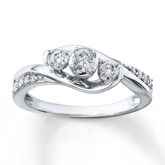 Previously Owned Ring 1/3 ct tw Diamonds 10K White Gold