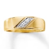 Thumbnail Image 0 of Previously Owned Men's Wedding Band 1/10 ct tw Round-cut Diamonds 10K Yellow Gold