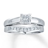 Previously Owned Ring 3/8 ct tw Diamonds 14K White Gold