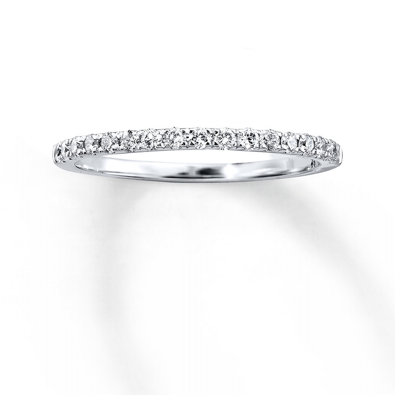 Main Image 1 of Previously Owned Diamond Wedding Ring 1/4 ct tw 14K White Gold