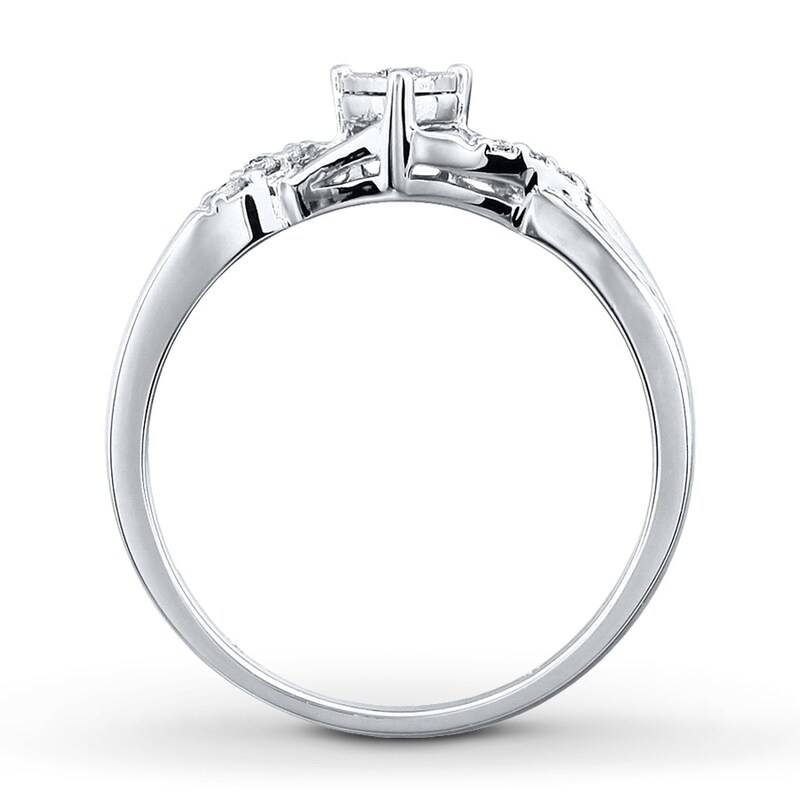 Main Image 2 of Previously Owned Diamond Ring 1/10 ct tw Round-cut Sterling Silver
