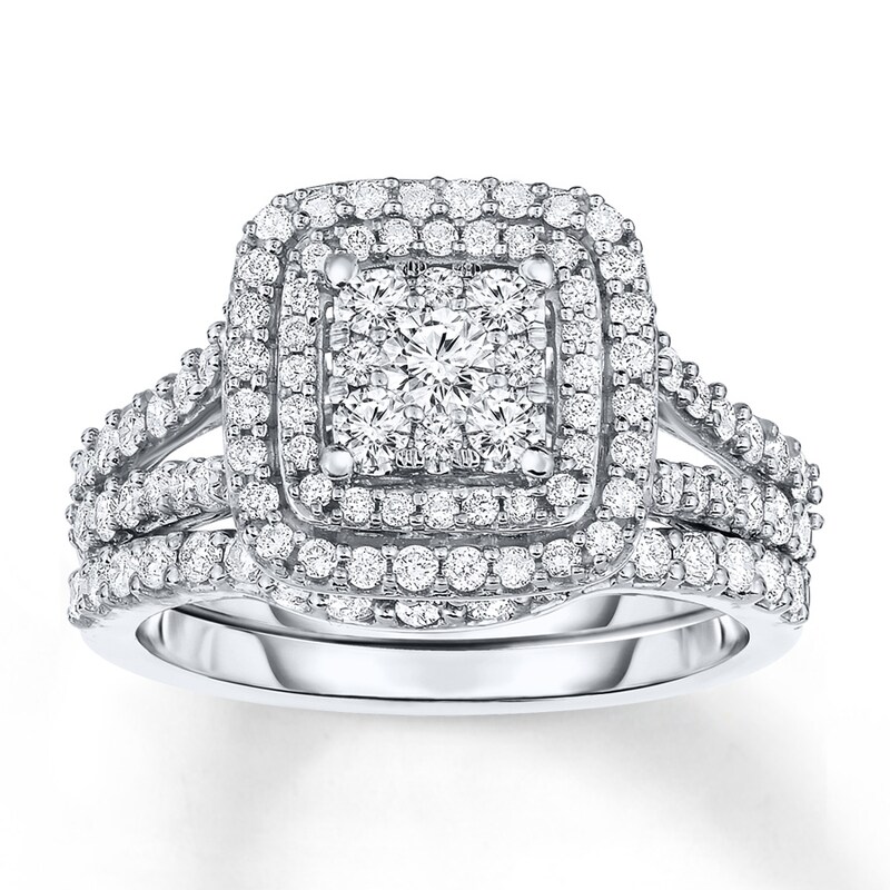 Main Image 1 of Previously Owned Diamond Bridal Set 1-1/5 ct tw Round-cut 14K White Gold