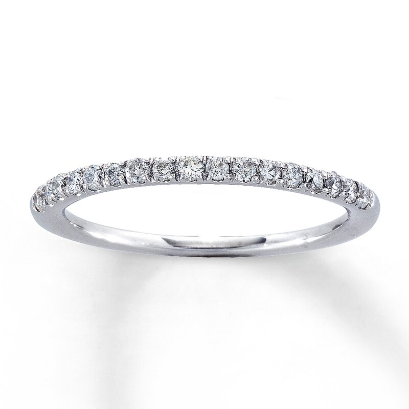 Main Image 1 of Previously Owned Diamond Anniversary Band 1/4 ct tw Round-cut 10K White Gold